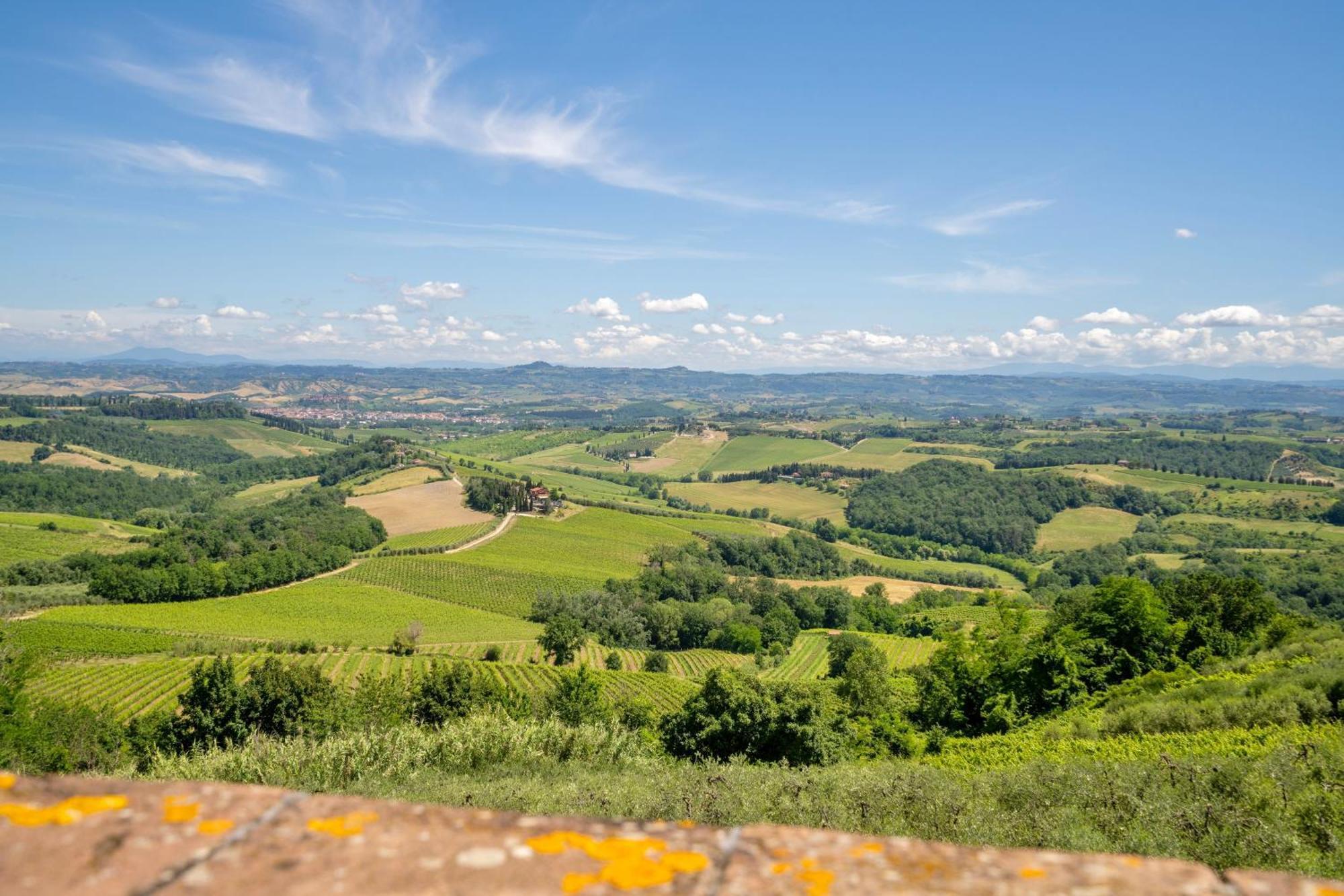 Casa Vacanze Con Piscina A San Gimignano Aparthotel Εξωτερικό φωτογραφία